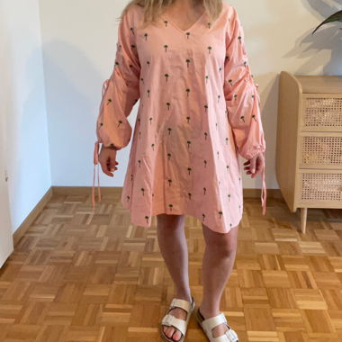 Pink Dress with sleeve cutouts and palm trees 