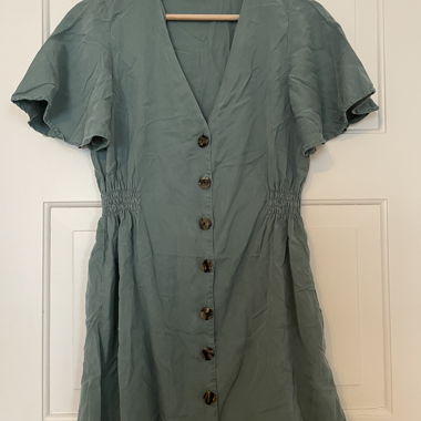Zara grünes Kleid