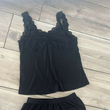 Top und Shorts ungetragen Grösse S