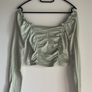 Long-sleeve top in sage green
