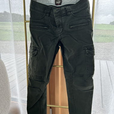 Pantalon SUPERDRY - style cargo - kaki - S