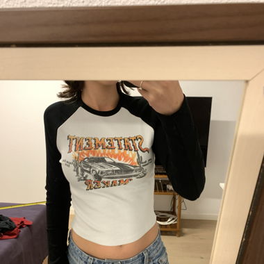 long sleeved crop top