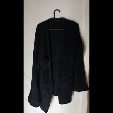 Knitted vest