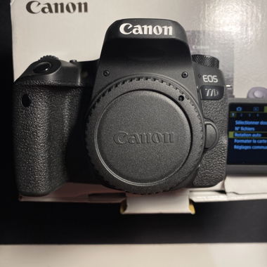 Canon 77d body