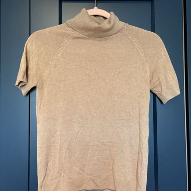 Kurzärmeliges Rollkragen-Shirt