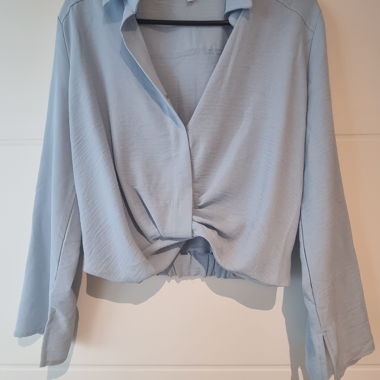 Cropped blouse