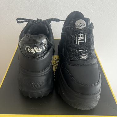 Sneakers Buffalo nere platform