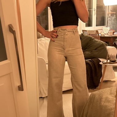 Zara straight leg jeans ecru