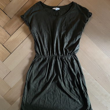Abito verde oliva