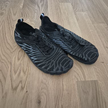 Scarpe barefoot nere