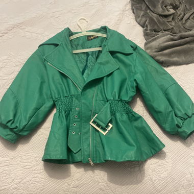 Grüne Leder Jacke - Taillenbeont / Gr.L