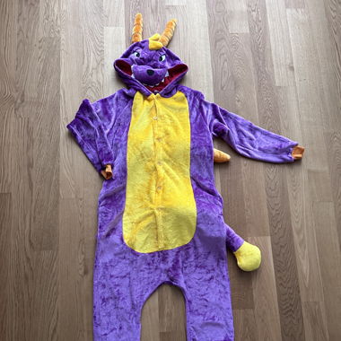 Lila Drachenoverall