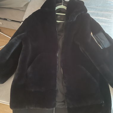 Veste à capuche Zara Man en fausse fourrure