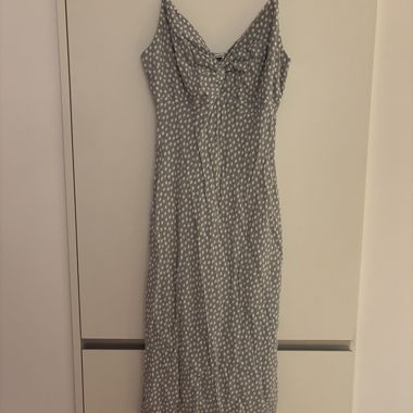 Figur betontes Kleid