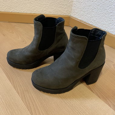 Stiefeletten dunkelgrün, wildleder