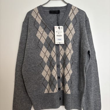 ZARA graue Argyle-Strickjacke, Grösse M