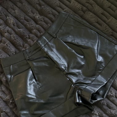 short en cuire