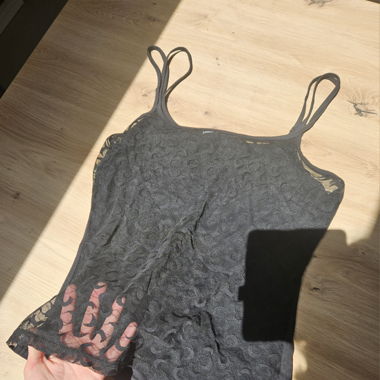 Top transparent