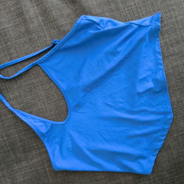 Top bleu