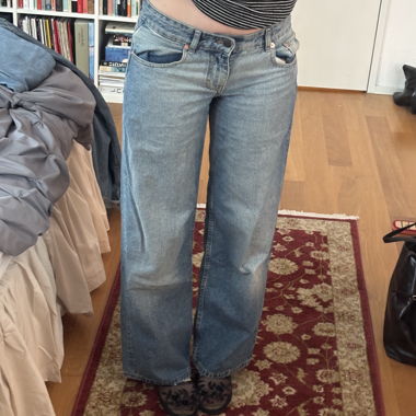 Motel Rocks 28/32 low waist parallel jeans