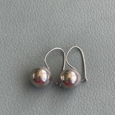Boucles d'oreilles pendantes argentées