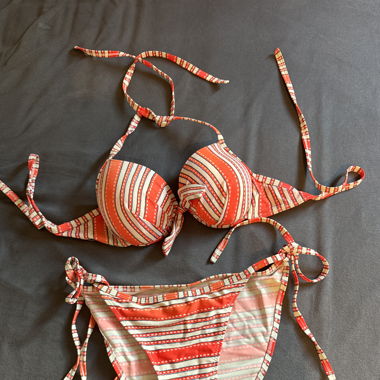 Bikini 