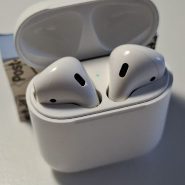Apple AirPods 2 usati