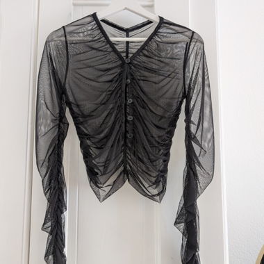 Top boutonné tulle transparent noir