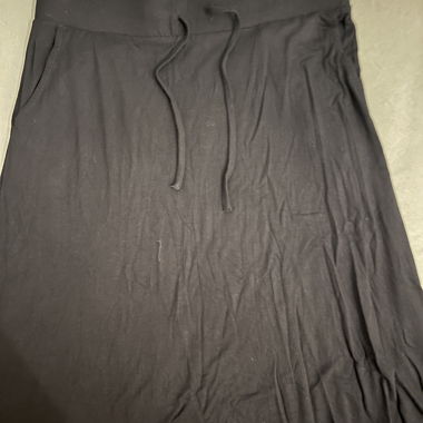 Black Skirt by Chicoree