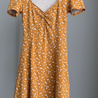 Blumenmuster  Kleid von „Forever 21“ 