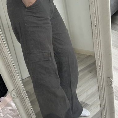 Pantalon cargo à taille basse gris Metro Boutique