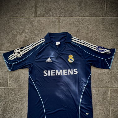 Retro Real Madrid 2005 away Jersey - RONALDO 9