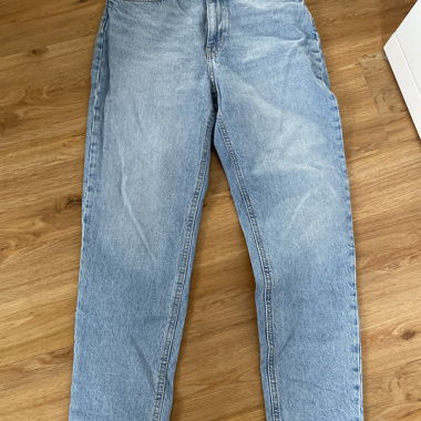 Mom Jeans