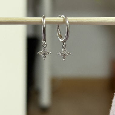 Cerchi in argento con pendenti