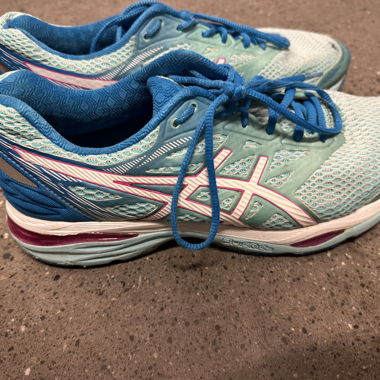 Running shoe