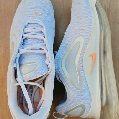 Nike Air Max 270 sneakers