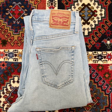 High Waisted Mom Jean W28/L29