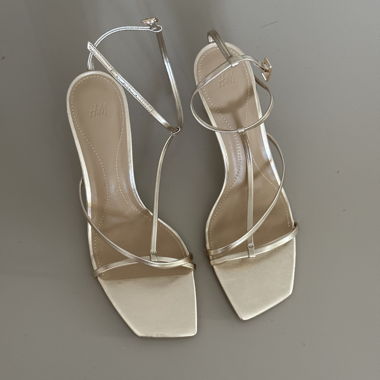 Silberne High Heels von H&M