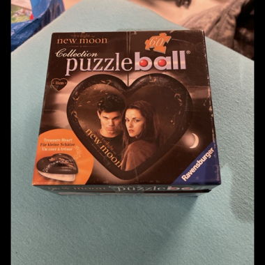 Twilight New Moon Puzzleball by Ravensburger