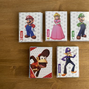 Circa 69 Carte da Collezione Panini Super Mario