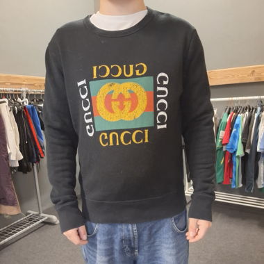 Gucci sweater 