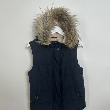 Gilet sans manches à capuche en fausse fourrure marine