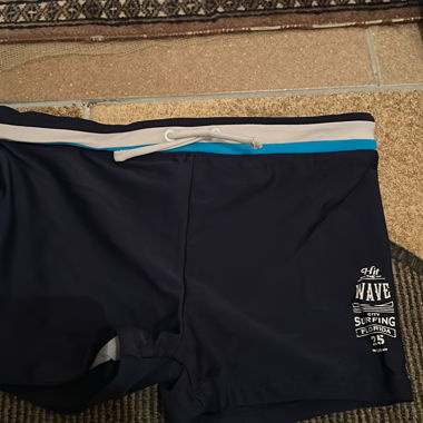 Sweat à capuche zippé