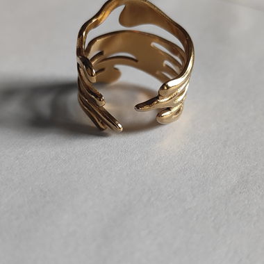 Bague design dorée
