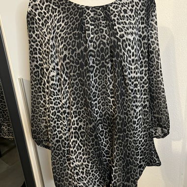 Leopard Print Blouse with 3/4 Sleeves