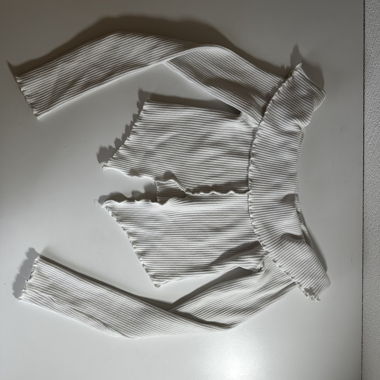White crop top sweater Bershka