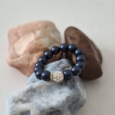 Bague avec des perles bleues