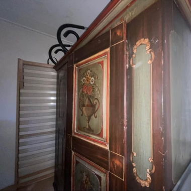 Armoire en bois 