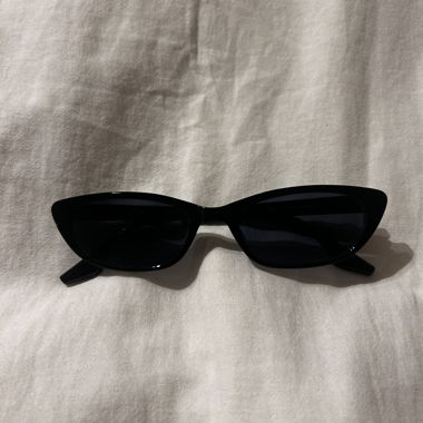 Black Cat-Eye Sunglasses
