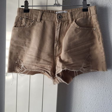 Short beige 